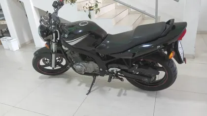 SUZUKI GS500E
