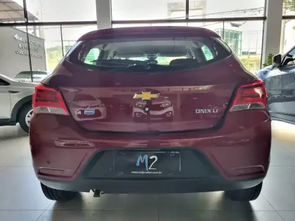 CHEVROLET ONIX 1.4 MPFI LT 8V FLEX 4P MANUAL