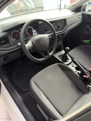 VOLKSWAGEN POLO 1.0 MPI MANUAL