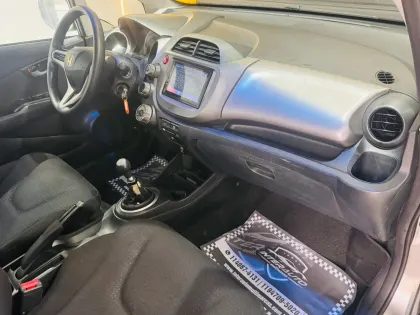 HONDA FIT 1.4 LX 16V FLEX 4P MANUAL