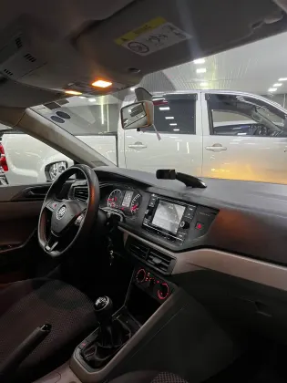 VOLKSWAGEN POLO 1.0 MPI MANUAL