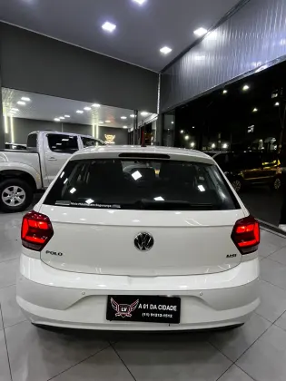 VOLKSWAGEN POLO 1.0 MPI MANUAL