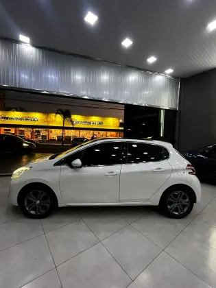 PEUGEOT 208 1.6 GRIFFE 16V FLEX 4P MANUAL