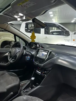 PEUGEOT 208 1.6 GRIFFE 16V FLEX 4P MANUAL