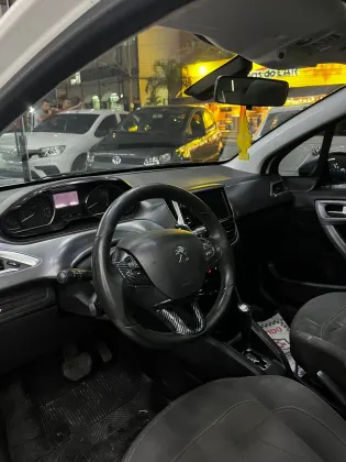 PEUGEOT 208 1.6 GRIFFE 16V FLEX 4P MANUAL