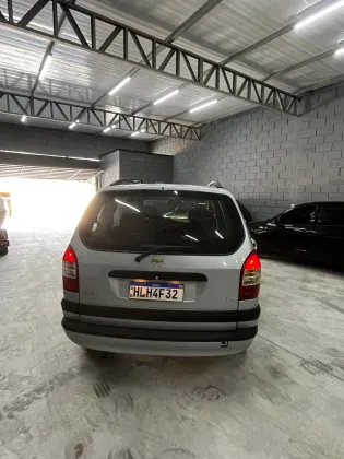 CHEVROLET ZAFIRA 2.0 MPFI EXPRESSION 8V FLEX 4P AUTOMÁTICO