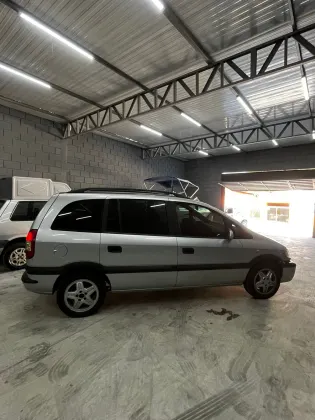 CHEVROLET ZAFIRA 2.0 MPFI EXPRESSION 8V FLEX 4P AUTOMÁTICO