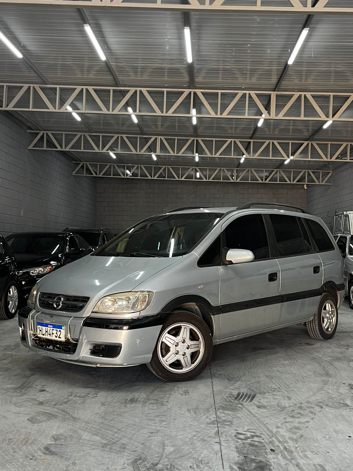 CHEVROLET ZAFIRA 2.0 MPFI EXPRESSION 8V FLEX 4P AUTOMÁTICO