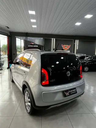 VOLKSWAGEN UP 1.0 MPI HIGH UP 12V FLEX 4P MANUAL