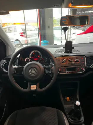 VOLKSWAGEN UP 1.0 MPI HIGH UP 12V FLEX 4P MANUAL