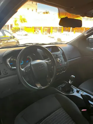 FORD RANGER 3.2 XLS 4X4 CD 20V DIESEL 4P MANUAL