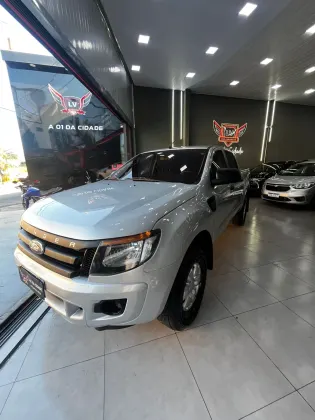 FORD RANGER 3.2 XLS 4X4 CD 20V DIESEL 4P MANUAL