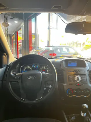 FORD RANGER 3.2 XLS 4X4 CD 20V DIESEL 4P MANUAL