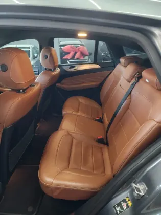 MERCEDES-BENZ GLE 400